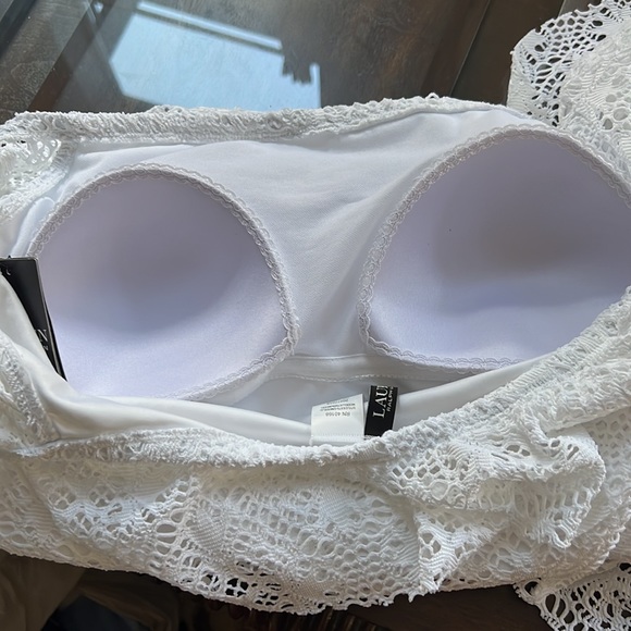 LAUREN RALPH LAUREN Off-The-Shoulder Tummy-Control Crocheted Swimsuit. - Picture 8 of 11